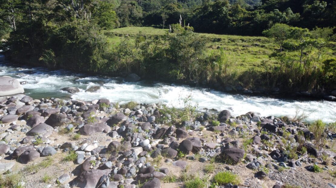 000+ m² with Chirripó River Frontage for $230