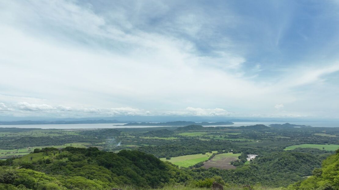 Stunning 100.72-Hectare Property with Panoramic Views of the Nicoya Gulf – Santa Rita