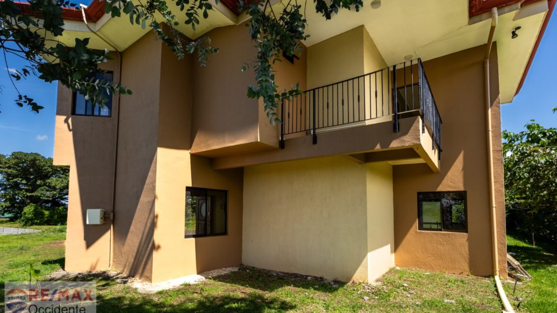 Home for Rent in Grecia