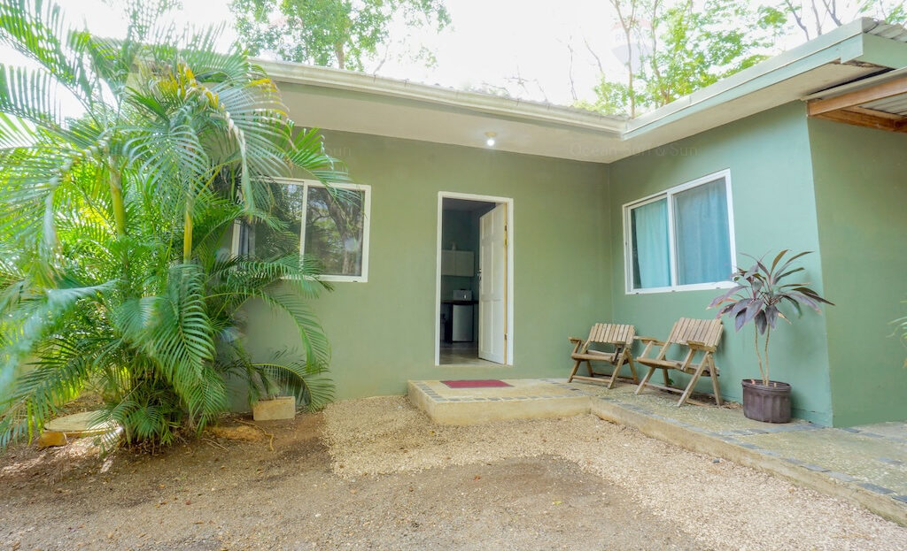 Casa Sua & Casa Mia ~ Multi-Unit Property Only Two Blocks from the Beach