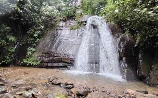 For Sale – Unique Property With Springs, Waterfalls & Ancient Mountains