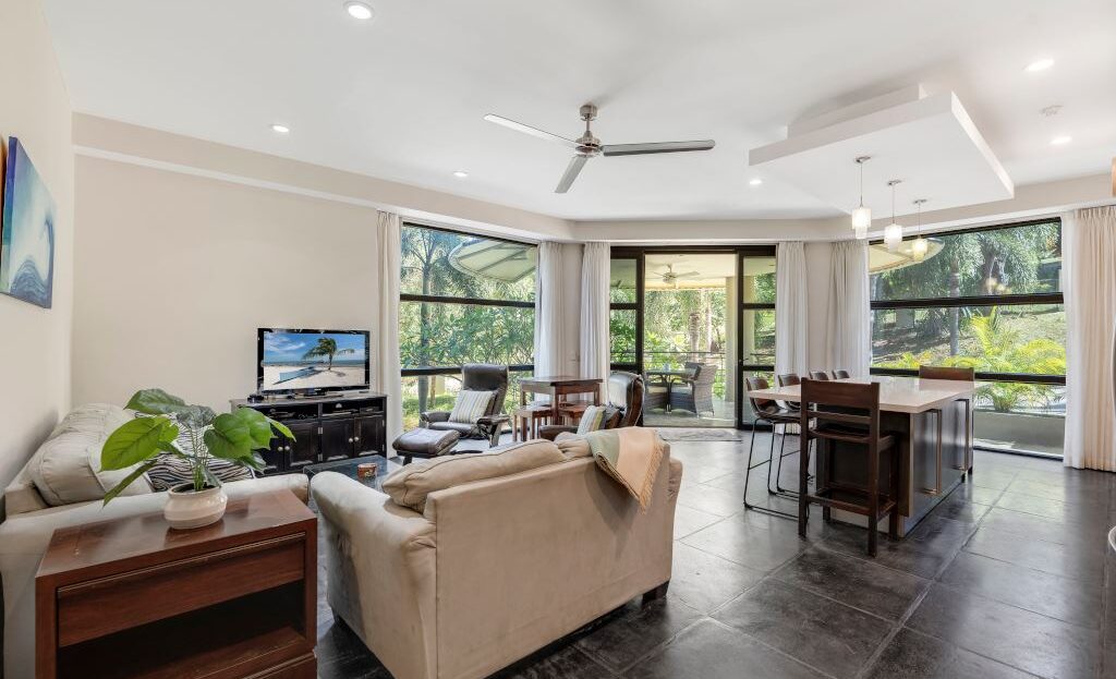 Sleek and Sunny La Perla Tamarindo Condo