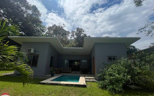 Golfito>Pavones Real Estate