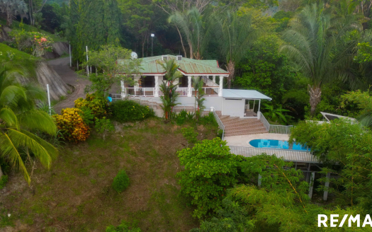 Golfito>Pavones Real Estate