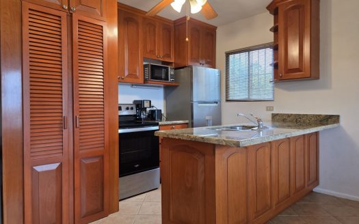 Vista Hermosa F2 Ocean View Condo