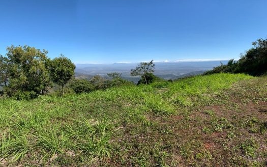 Mountain-Top Property with Spectacular Gulf of Nicoya Views – 2,292 m²