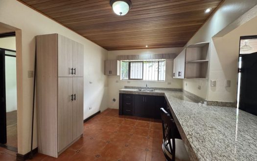 House for rent Grecia downtown, Costa Rica