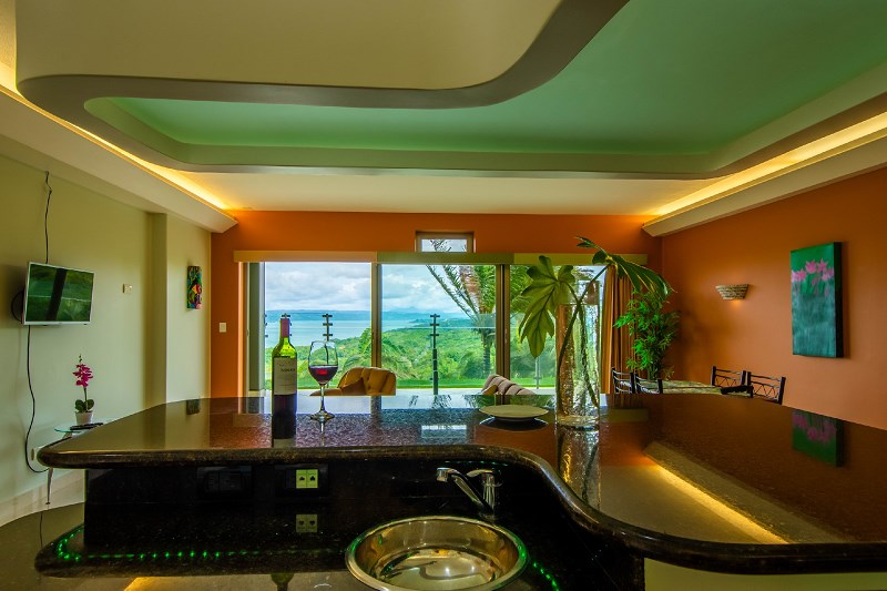 Beautiful Flora View Condo (12-2-1-3)