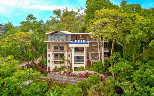 Vista Hermosa Estate – Manuel Antonio’s Iconic Oceanview Luxury Villa