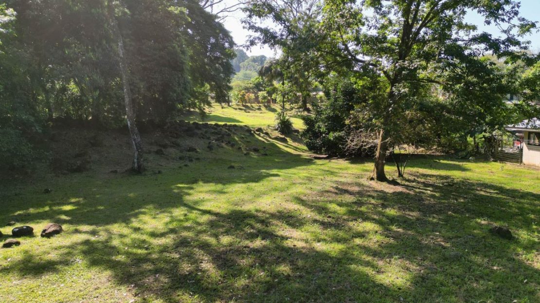 Beautiful 3829 m2 Property with the Naranjo River in Your Garden - Near Quepos