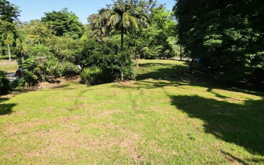 Beautiful 3829 m2 Property with the Naranjo River in Your Garden – Near Quepos