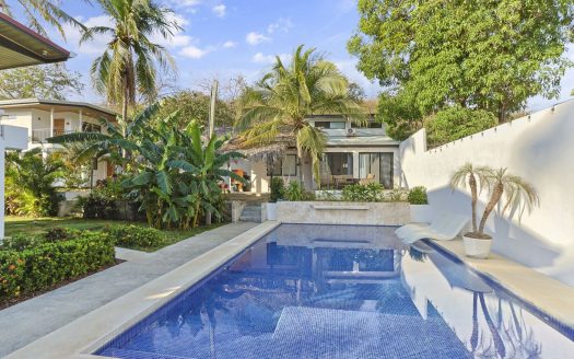 Casa Éli, Vacation-Rental Complex