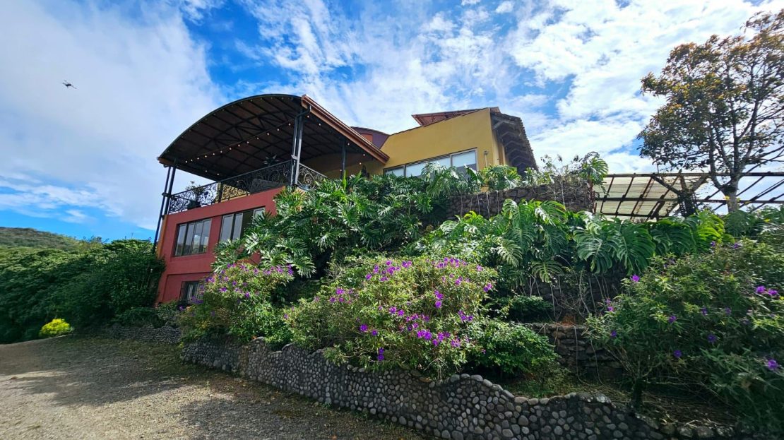 Costa Rica: A Private Oasis with Unparalleled Views