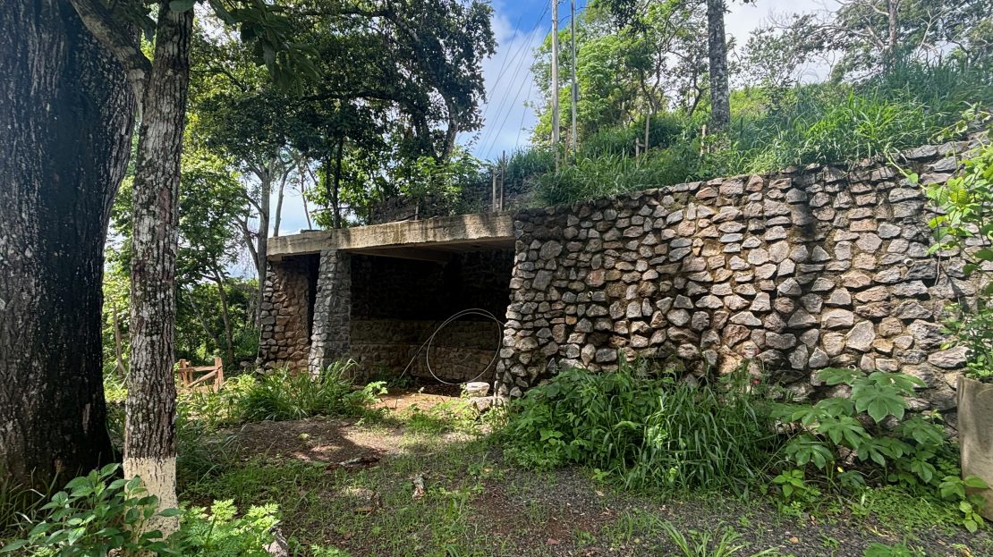 Magical lot in private community Vistas Guacimo ideal for multiple builds in nature