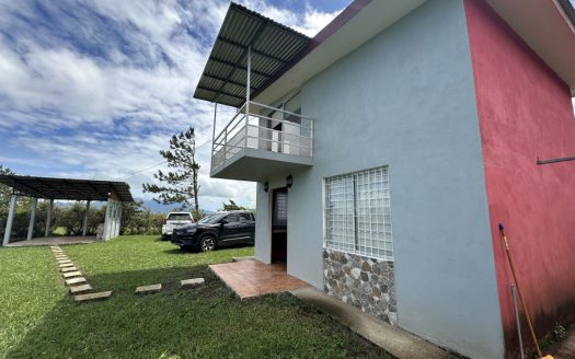 Modern Cabin on Huge Property in Tilaran near Lake Arenal Costa Rica for Sale