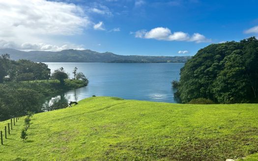 Turnkey Lakefront Home with Private Access, Expansion Potential, and Strong Rental Appeal in Nuevo Arenal