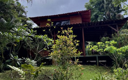 Rustic Cabin in a natural paradise