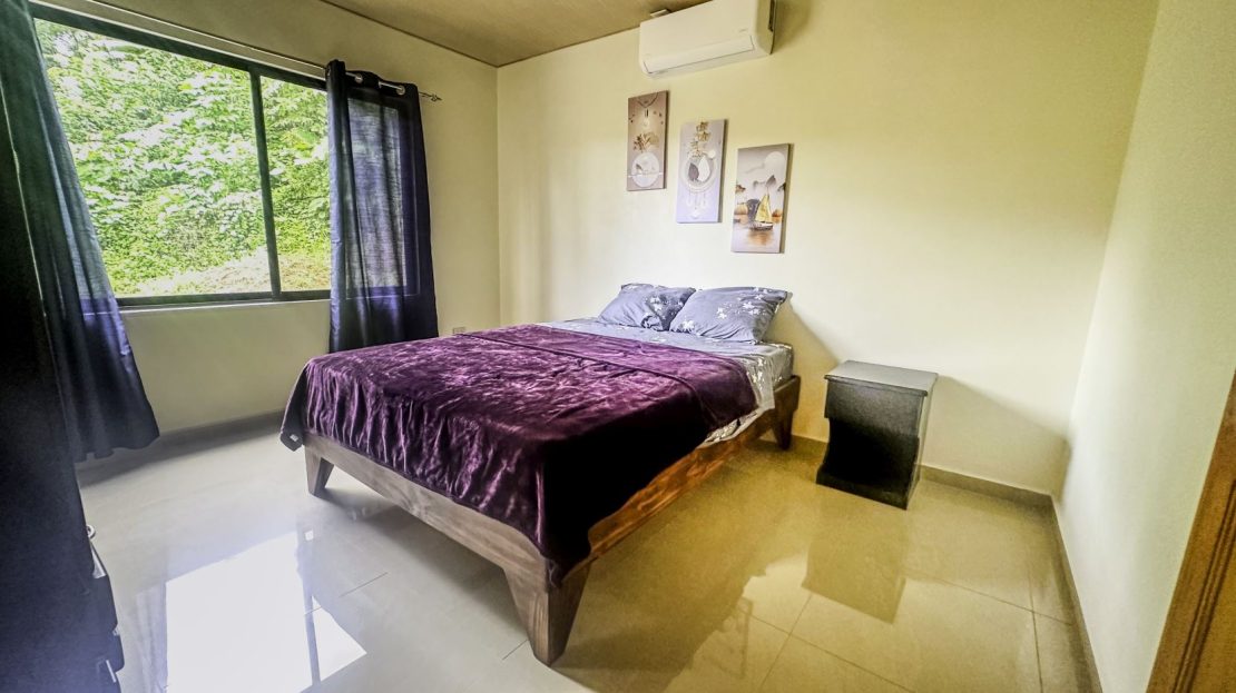 Wonderfully Secluded Home In Charming Neighborhood Near Rainmaker Private Reserve