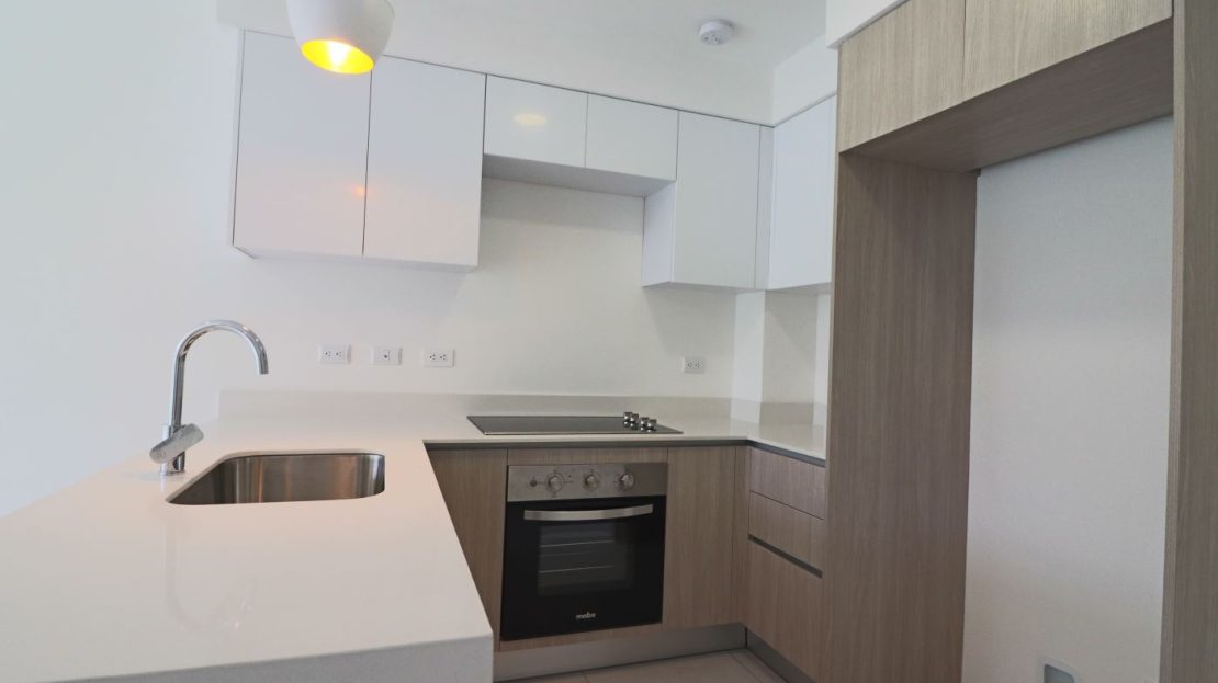 FOR RENT MODERN APARTMENT IN URUCA - $1