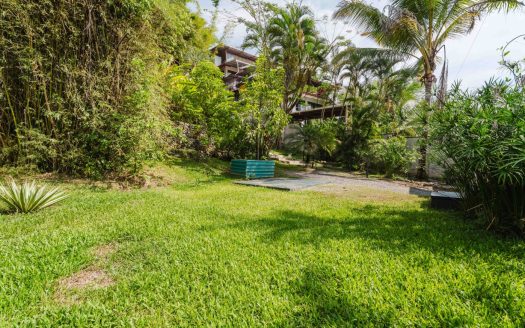 Casa Iguana – Renovated Home priced to Sell!