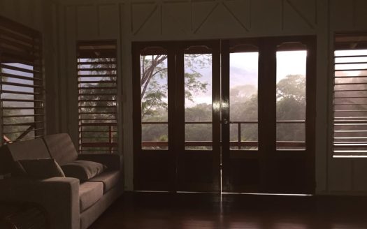 Charming Handcrafted Home with Guest Cabin in Ojochal