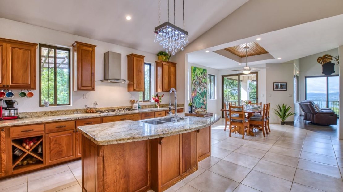 Luxury 3 Bedroom Lakeview Villa in Lake Arenal – A Rare Turnkey Retreat in Costa Rica