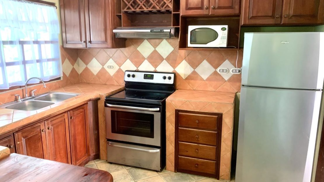 FOR RENT Furnished house. Guachipelin. Escazu
