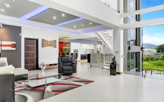 Impressive luxury house in Naturaleza del Este, Tres Ríos