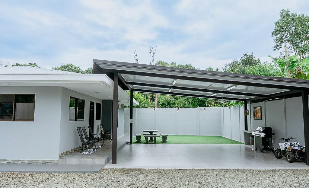 Family Home in Quepos