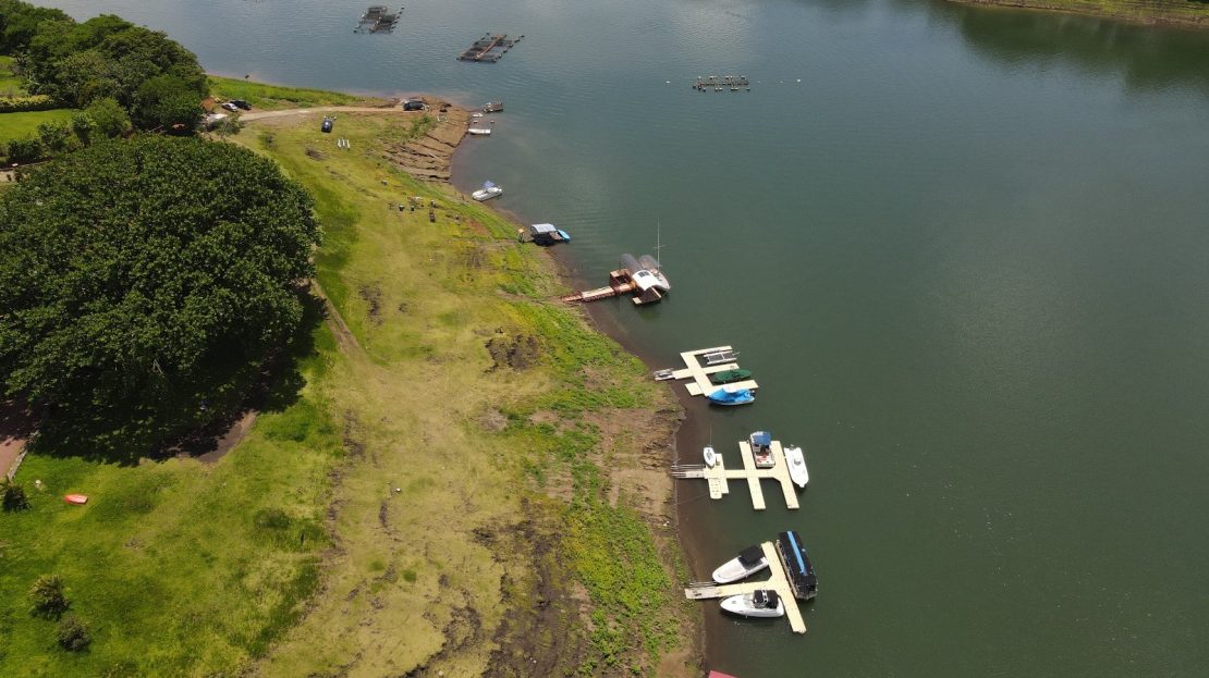 Lake Front Hotel and Resort for sale with Access to Lake Arenal and 18 Rooms