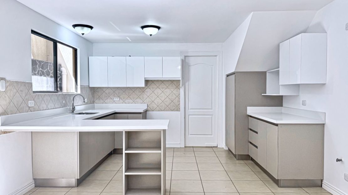 Casa 2Loma Real - suburban residence affordable living