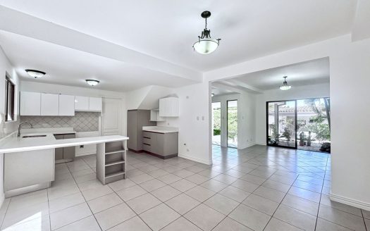 Casa 2Loma Real – suburban residence affordable living