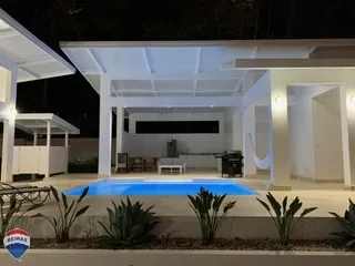 Golfito>Pavones Real Estate