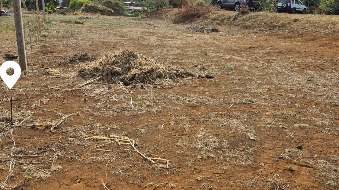 Calle Mimi Lot Atenas