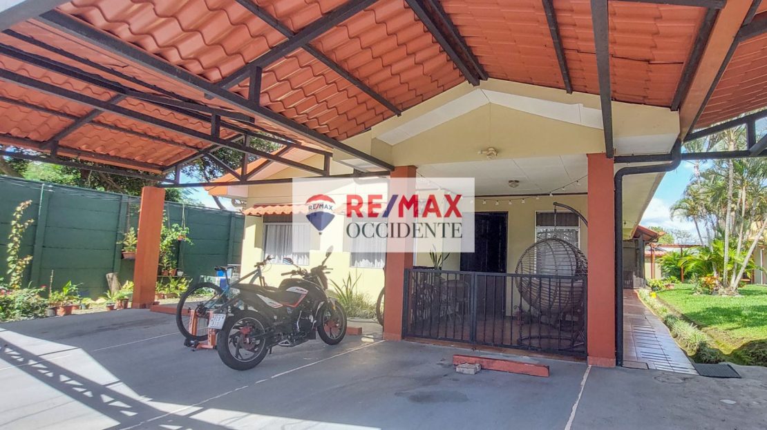 nvestment Property with 5 Rental Units in Gated Community