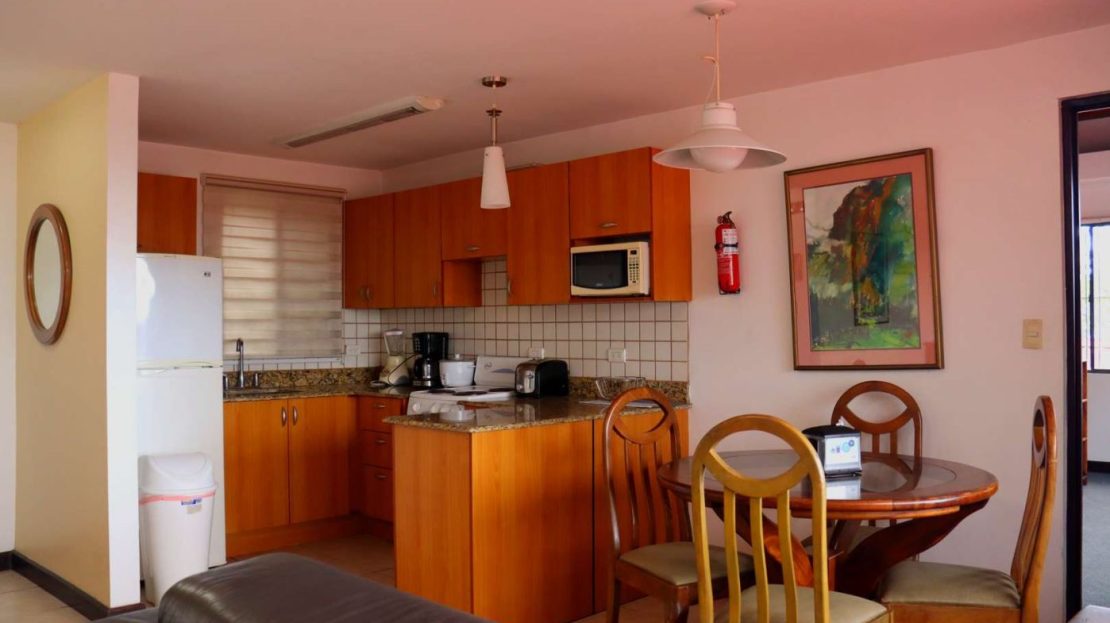 Casa Reflejos Apartohotel in Escazu