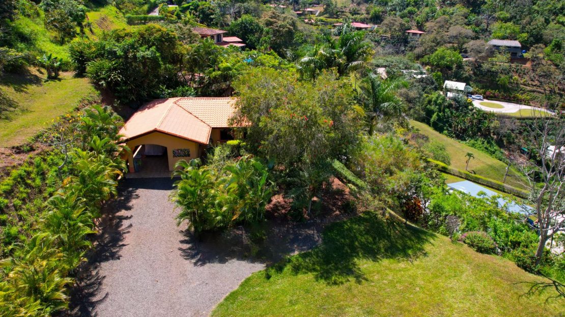 Casa de Hermanas 2 guest home property with the ideal spot for a larger home