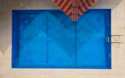 Commercial/residential complex ideal for any project.