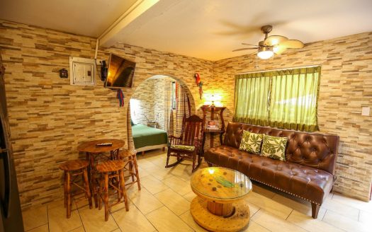 CASA MARIPOSA – Tranquil Condominium in Manuel Antonio