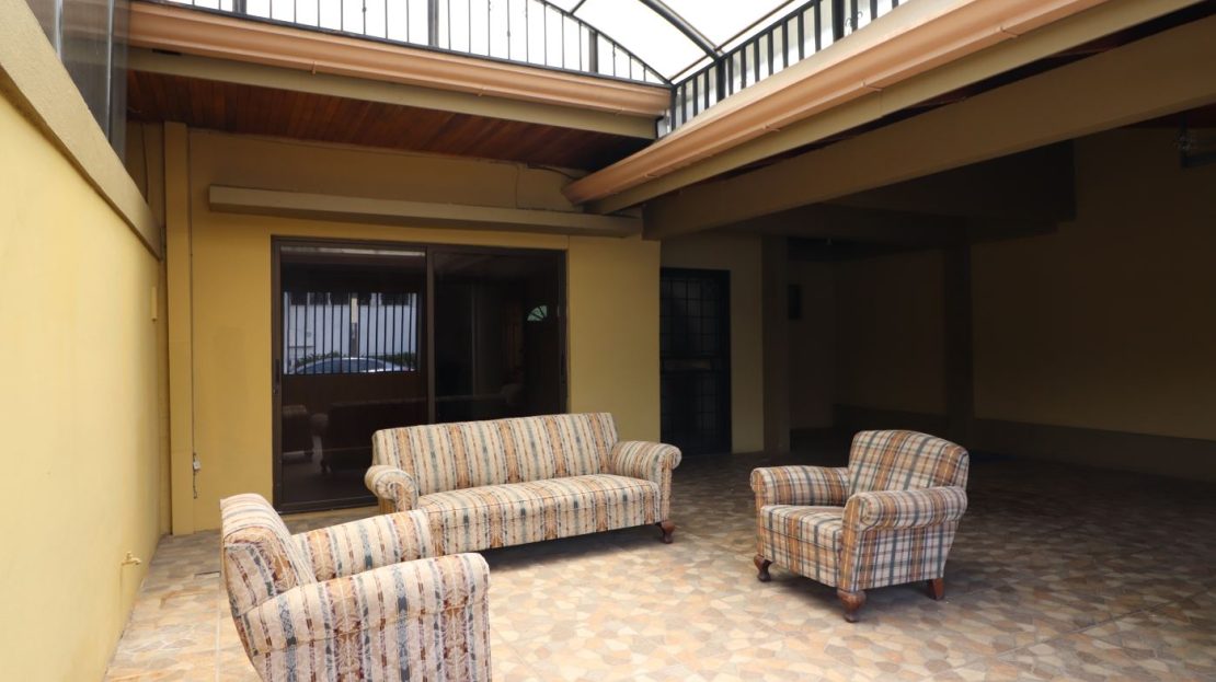 HOUSE FOR RENT TROPICANA NORTE – ALAJUELA
