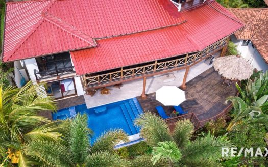 Luxurious Ocean-View Haven