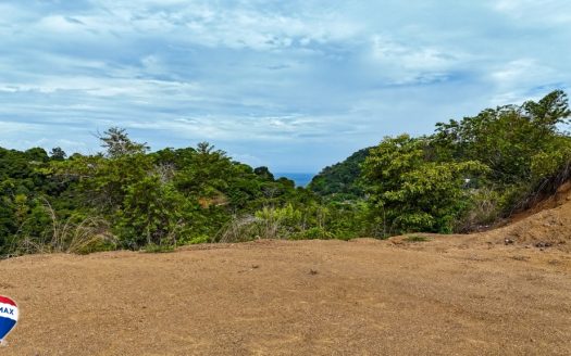 Prime Lot in Valle Perdido Gated Community I Playa Hermosa