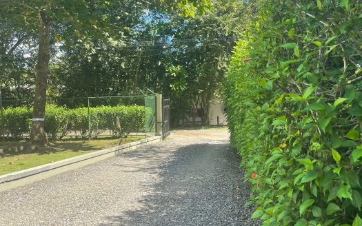 Great opportunity to Own 609 square meters of Prime Land in Playa Hermosa Costa rica