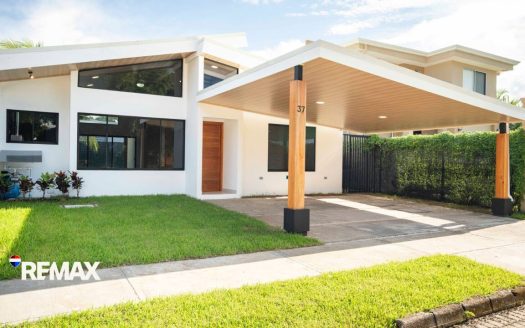 Garabito Central Pacific Costa Rica>Hermosa Beach For Sale 95142 | RE/MAX Costa Rica Real Estate