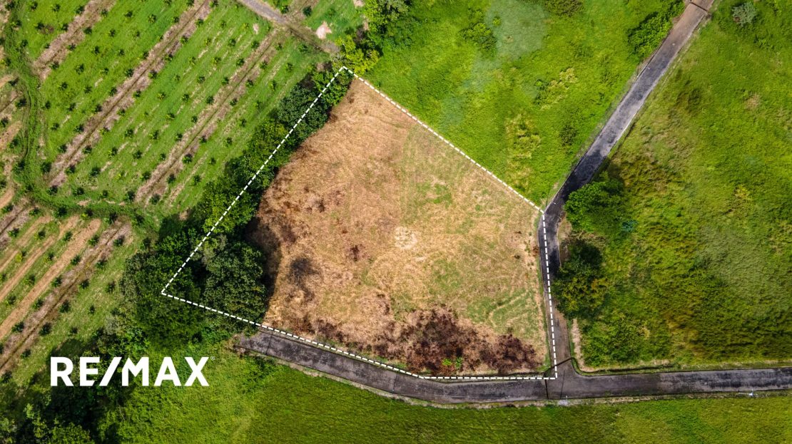 Garabito Central Pacific Costa Rica>Hermosa Beach>Quebrada Amarilla For Sale 86123 | RE/MAX Costa Rica Real Estate