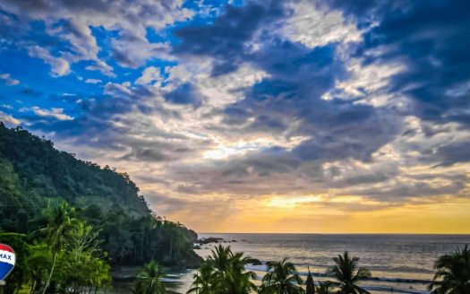 Extremely Rare Find | Two Bedroom Home |Jaco Beach