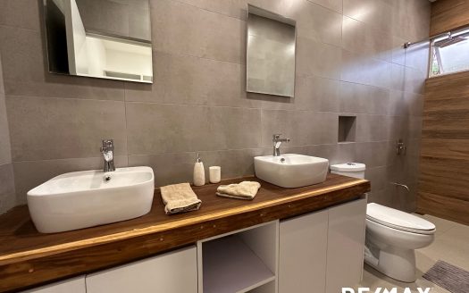 3 Bedroom Contemporary Home for Sale in Jaco Beach | Brand New