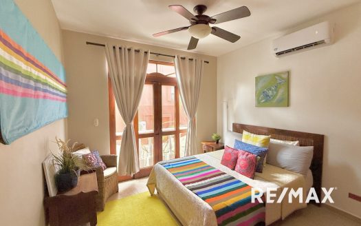 Wake Up to Waves – 3 bedrooms Beachfront Beauty in Jacó