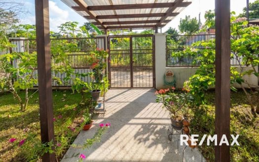 Garabito Central Pacific Costa Rica>Jaco>Pueblo Nuevo For Sale 43990 | RE/MAX Costa Rica Real Estate