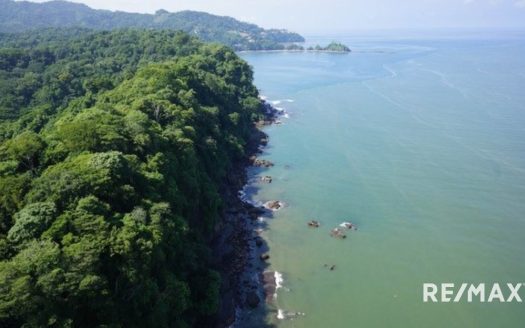 Carara Bay Development in Agujas